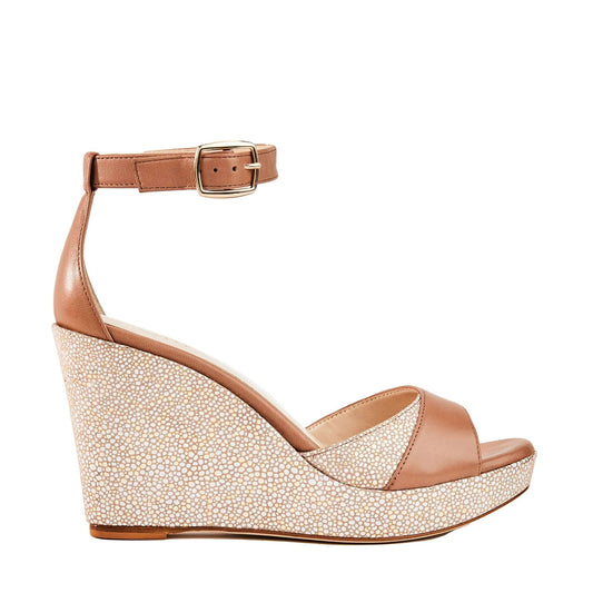 Brigitte Wedge