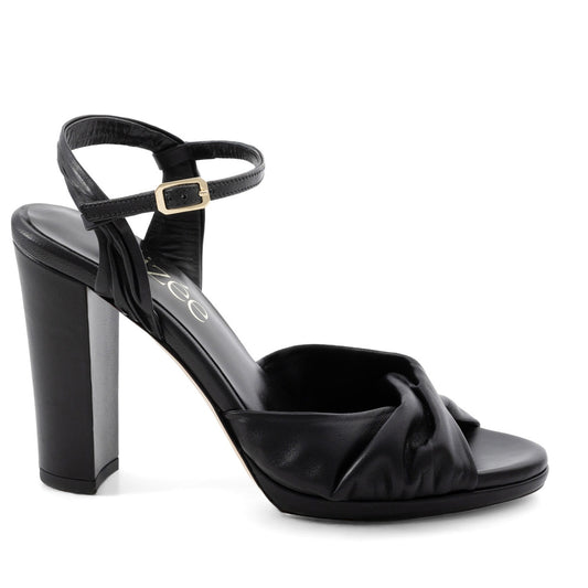 Simone Sandal