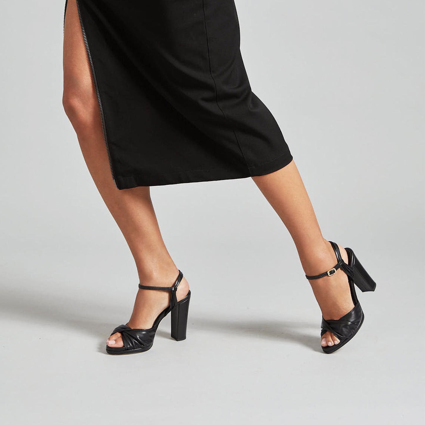 Simone Sandal
